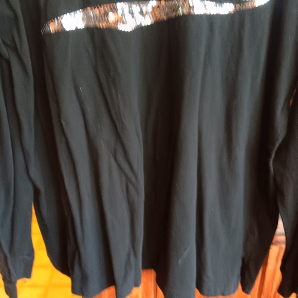 VS Pink super unique and sexy bling ✨️ open back long sleeved t-shirt. L - Picture 4 of 6